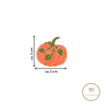 Herbstkürbis Nadelmagnet. orangefarbener Kürbis mit grünen Blätterranken. Größe ca. 3 x 3 cm